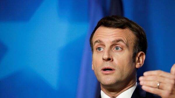 民调：法国总统选举电视辩论后超半数观众认为马克龙更令人信服 - 俄罗斯卫星通讯社