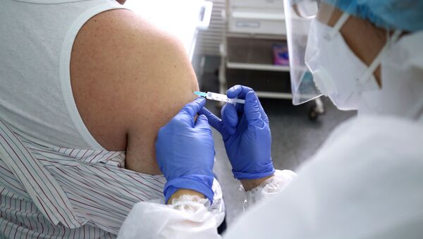 Вакцинация от коронавируса пациента в городской поликлинике №4 в Волгограде. - 俄羅斯衛星通訊社