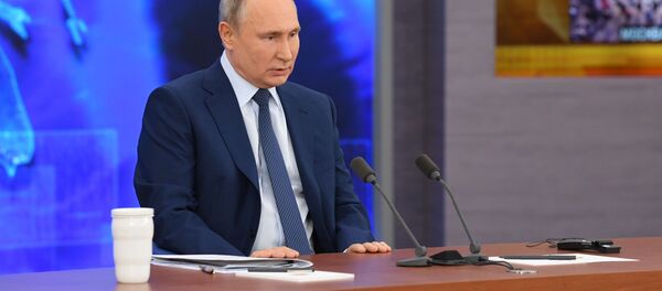  17 декабря 2020. Президент РФ Владимир Путин на большой ежегодной пресс-конференции в режиме видеоконференции. - 俄罗斯卫星通讯社