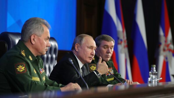 普京在俄羅斯國防部部務委員會擴大會議上 - 俄羅斯衛星通訊社