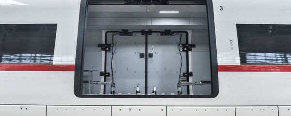 中国研制的时速350公里高速货运动车组正式下线 - 俄罗斯卫星通讯社