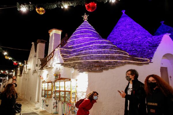 意大利阿尔贝罗贝洛的圣诞节：世界文化遗产披上节日新装 - 俄罗斯卫星通讯社