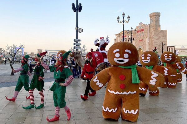 Рождественский парад в Дубаи - 俄罗斯卫星通讯社