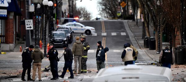 Debris litters the road near the site of an explosion in the area of Second and Commerce in Nashville, Tennessee, U.S. December 25, 2020. Andrew Nelles - 俄罗斯卫星通讯社