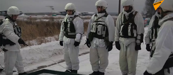 俄空降兵部队伞降演练面面观 - 俄罗斯卫星通讯社