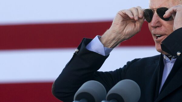 Избранный президент США Джо Байден на митинге перед вторым туром выборов в Атланте - 俄羅斯衛星通訊社