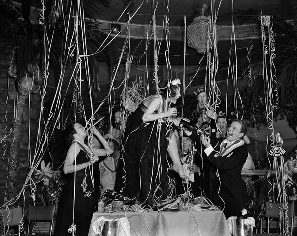 1939年，紐約市民的新年派對 - 俄羅斯衛星通訊社