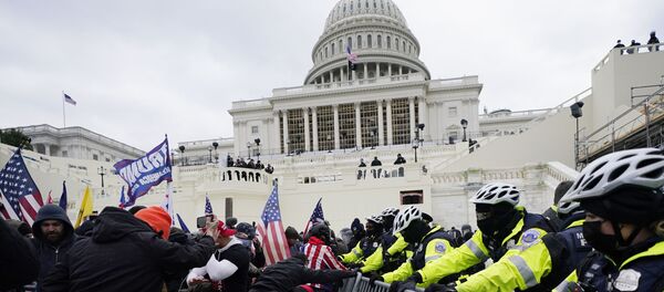 Беспорядки в Вашингтоне - 俄羅斯衛星通訊社