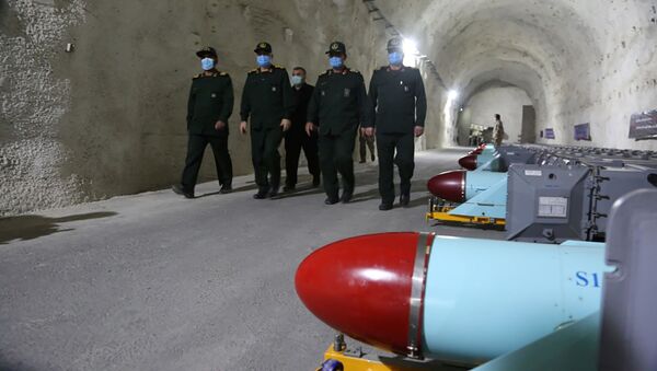 Корпус стражей исламской революции (КСИР, часть вооруженных сил Ирана) продемонстрировал подземную ракетную базу на побережье Персидского залива - 俄羅斯衛星通訊社