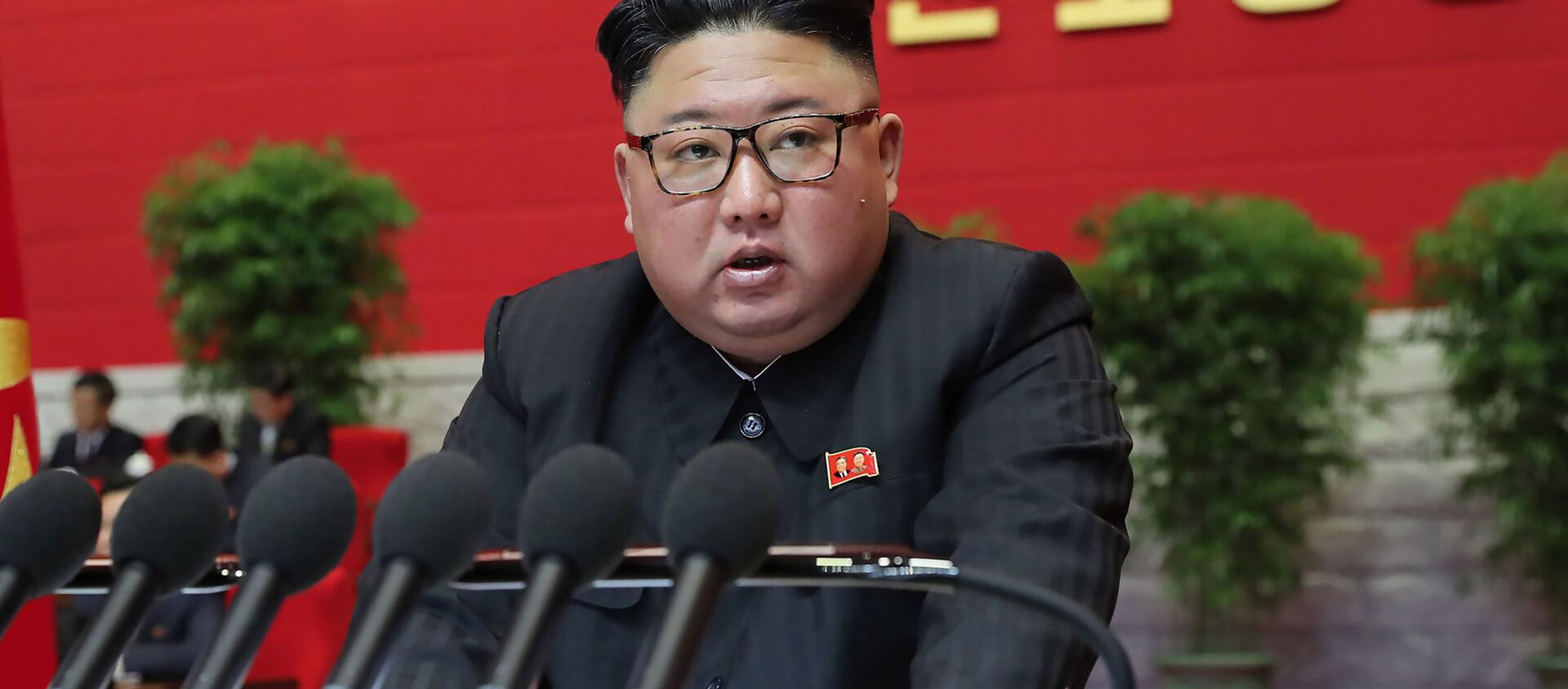 Лидер Северной Кореи Ким Чен Ын выступает на восьмом съезде Трудовой партии Кореи в Пхеньяне, КНДР - 彩神网卫星通讯社, 1920, 05.06.2021