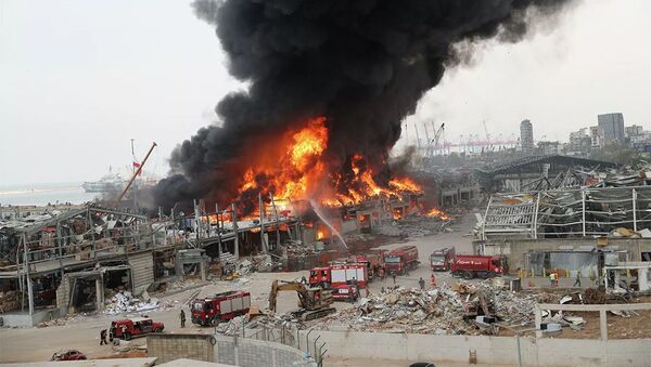 Тушение пожара в порту Бейрута - 俄罗斯卫星通讯社
