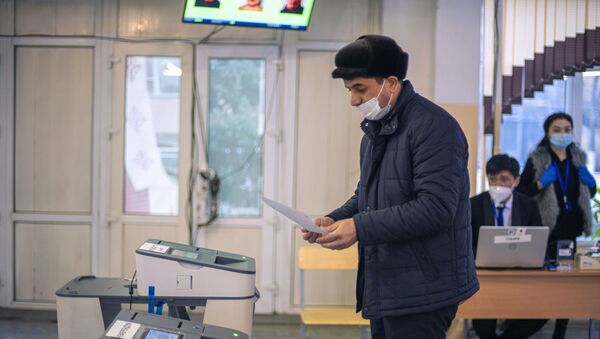 吉尔吉斯斯坦选举投票未发现严重违规行为 - 俄罗斯卫星通讯社