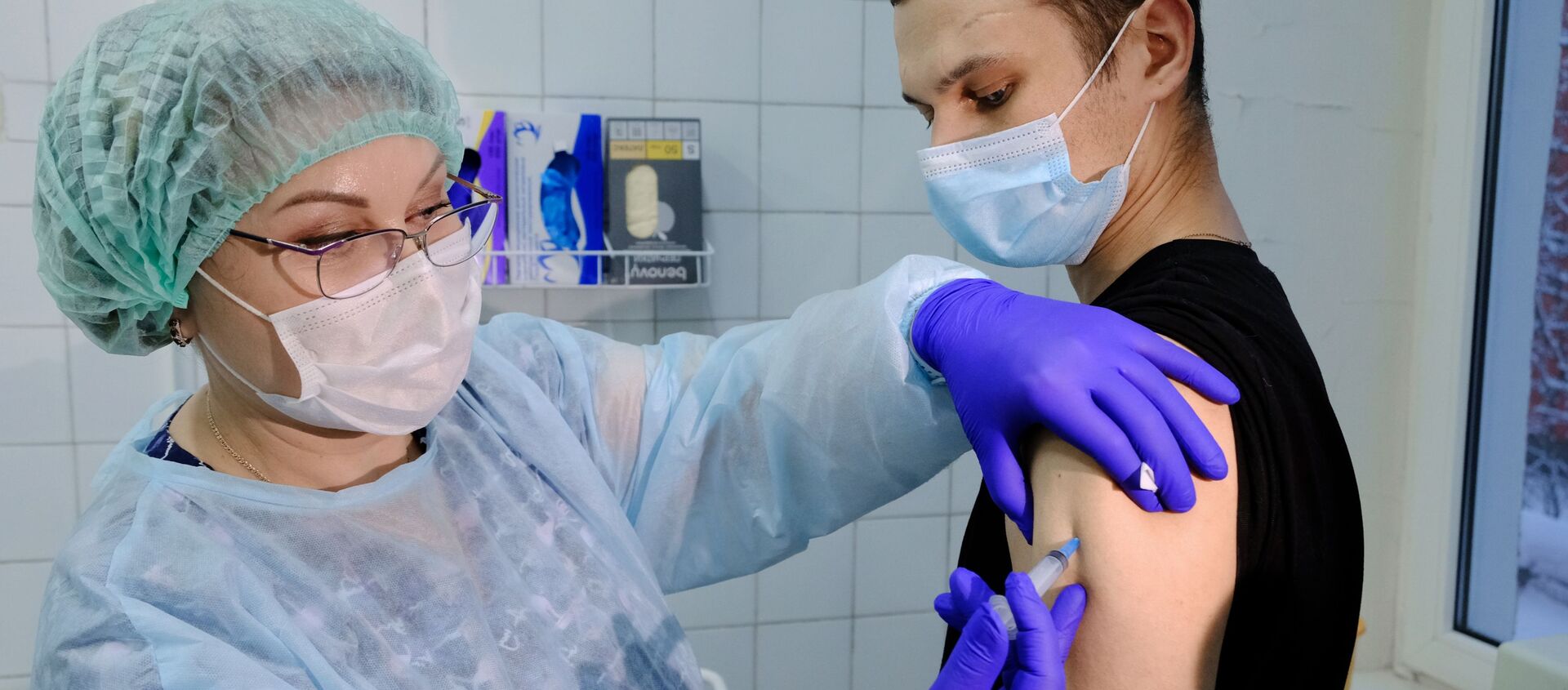 俄卫生部长：近1700万俄公民已接种第一剂新冠疫苗 - 俄罗斯卫星通讯社, 1920, 27.05.2021