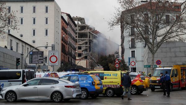 Дым и разрушения на месте взрыва в центре Мадрида, Испания - 俄羅斯衛星通訊社