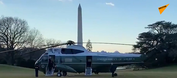 特朗普上直升机离开白宫 特朗普上直升机离开白宫 - 俄罗斯卫星通讯社