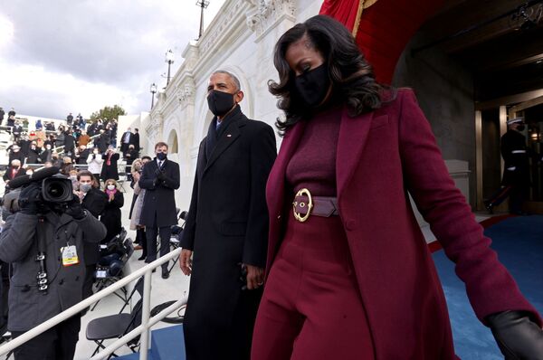 Барак и Мишель Обама прибывают на церемонию инаугурации Джо Байдена - 俄罗斯卫星通讯社