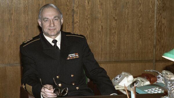 Бывший главнокомандующий ВМФ РФ, адмирал Феликс Громов - 俄罗斯卫星通讯社