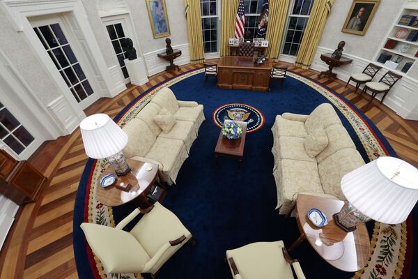 2021年，拜登總統的白宮橢圓形辦公室裝潢。 - 俄羅斯衛星通訊社