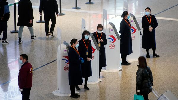 Работники аэропорта в Шанхае, Китай - 俄罗斯卫星通讯社