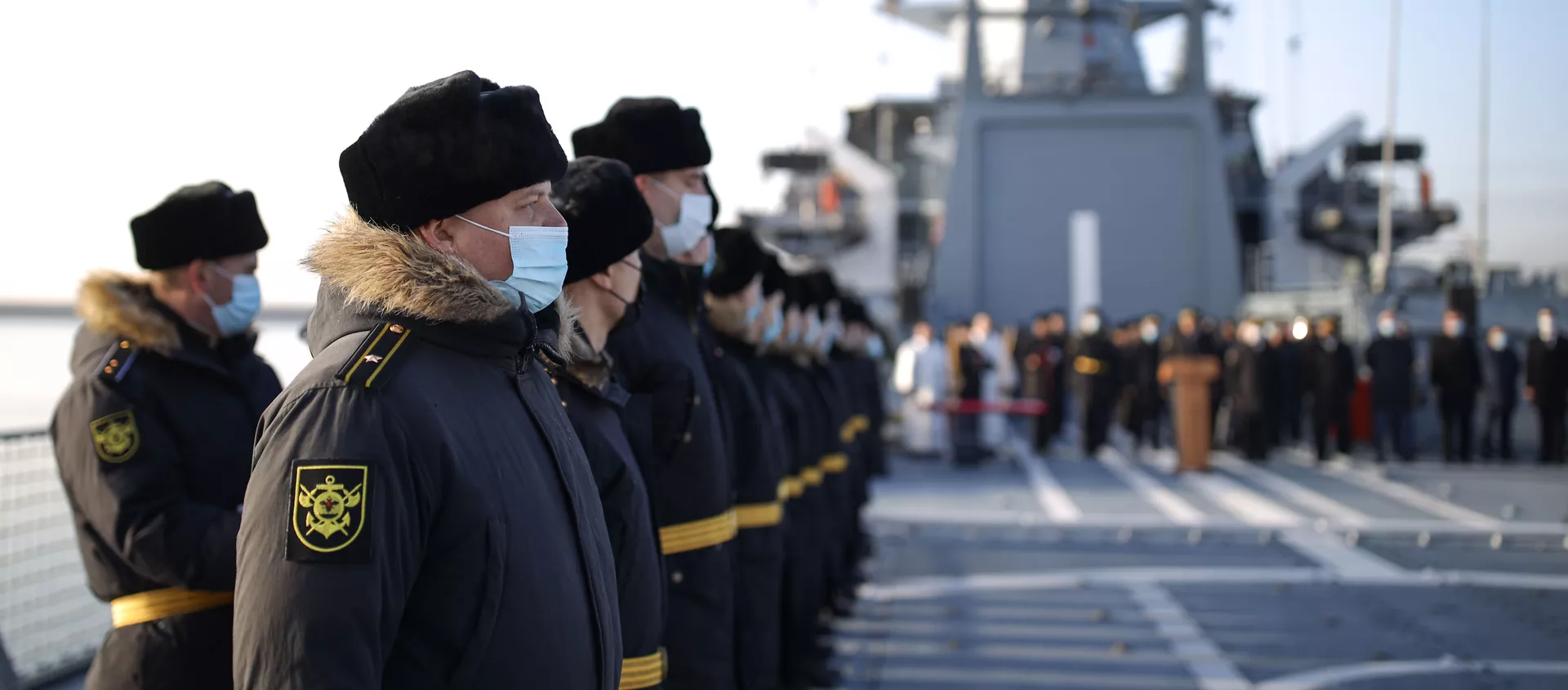 Церемония подъёма Военно-морского флага на патрульном корабле проекта 22160 Павел Державин  - 俄羅斯衛星通訊社, 1920, 29.01.2021