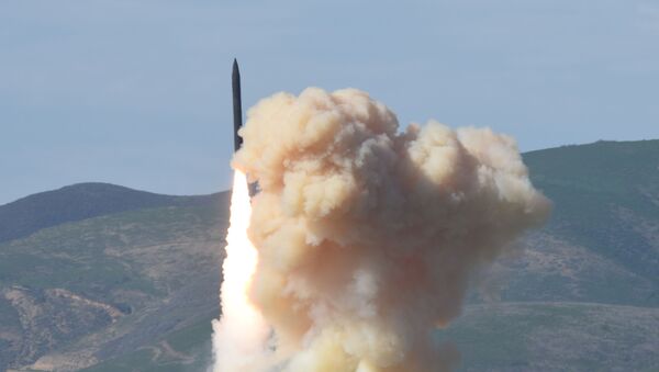 Запуск ракеты в военной базы США - 俄羅斯衛星通訊社