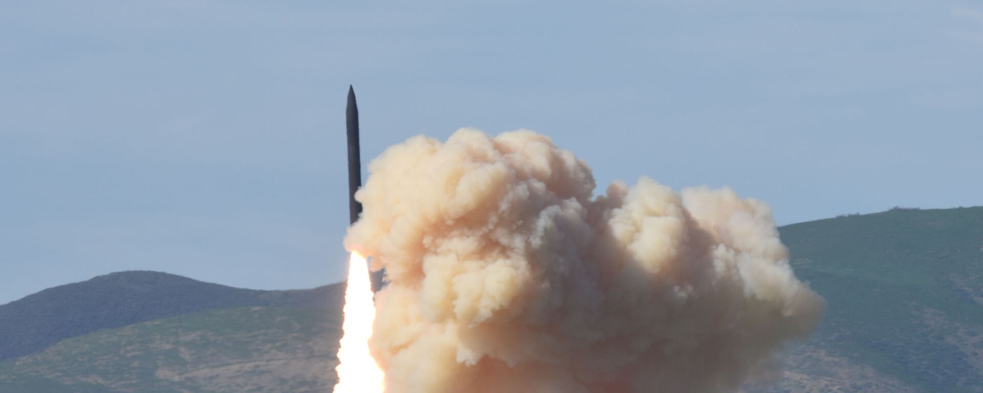 Запуск ракеты в военной базы США - 俄罗斯卫星通讯社, 1920, 03.02.2021