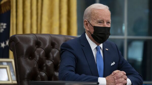 Президент США Джо Байден в Овальном кабинете в Белом доме - 俄羅斯衛星通訊社