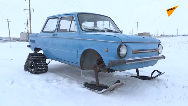 蘇聯汽車改裝的雪地車 - 俄羅斯衛星通訊社