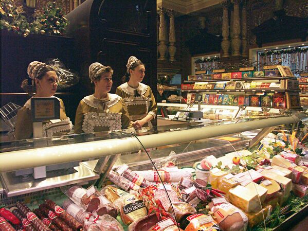 莫斯科葉利謝耶夫食品店貨品展櫃。 - 俄羅斯衛星通訊社