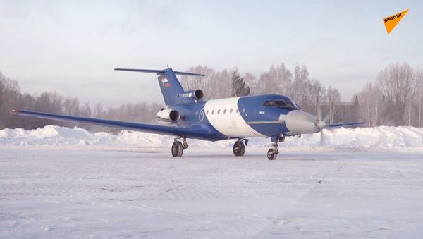 俄新西伯利亚对装配混合电动发动机的飞机进行试验  - 俄罗斯卫星通讯社