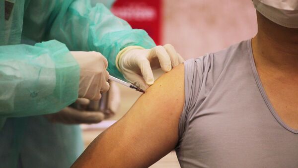 Вакцинирование китайской вакциной от коронавируса Sinopharm. 10 февраля 2021 - 俄罗斯卫星通讯社