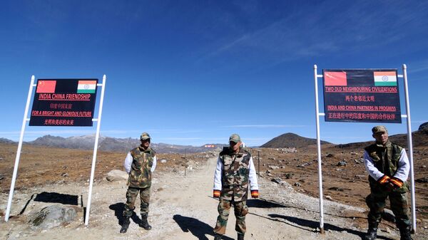 Солдаты армии Индии на посту у перевала Бумла на индийско-китайской границе - 俄羅斯衛星通訊社