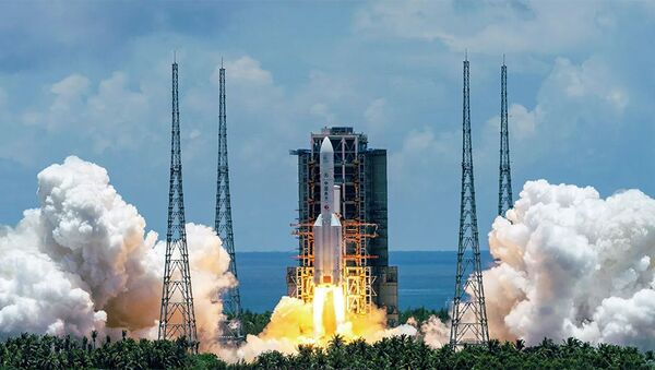 Запуск ракеты-носителя Чанчжэн-5 с первым зондом по исследованию Марса Тяньвэнь-1 с космодрома Вэньчан на острове Хайнань - 俄羅斯衛星通訊社