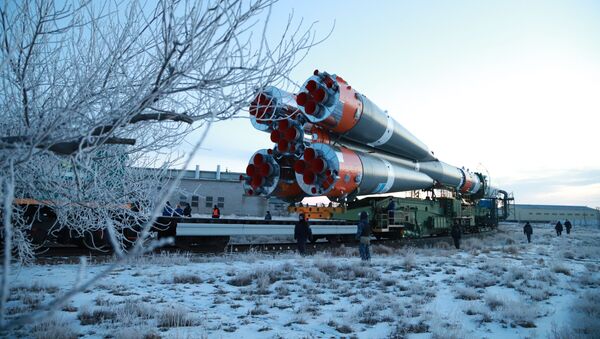 Вывоз ракеты-носителя Союз-2.1а с грузовым кораблем Прогресс МС-16 на стартовый комплекс космодрома Байконур.  - 俄罗斯卫星通讯社