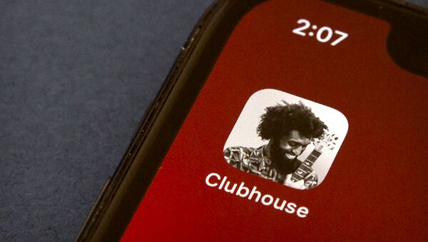 Приложение Clubhouse на экране смартфона - 俄罗斯卫星通讯社