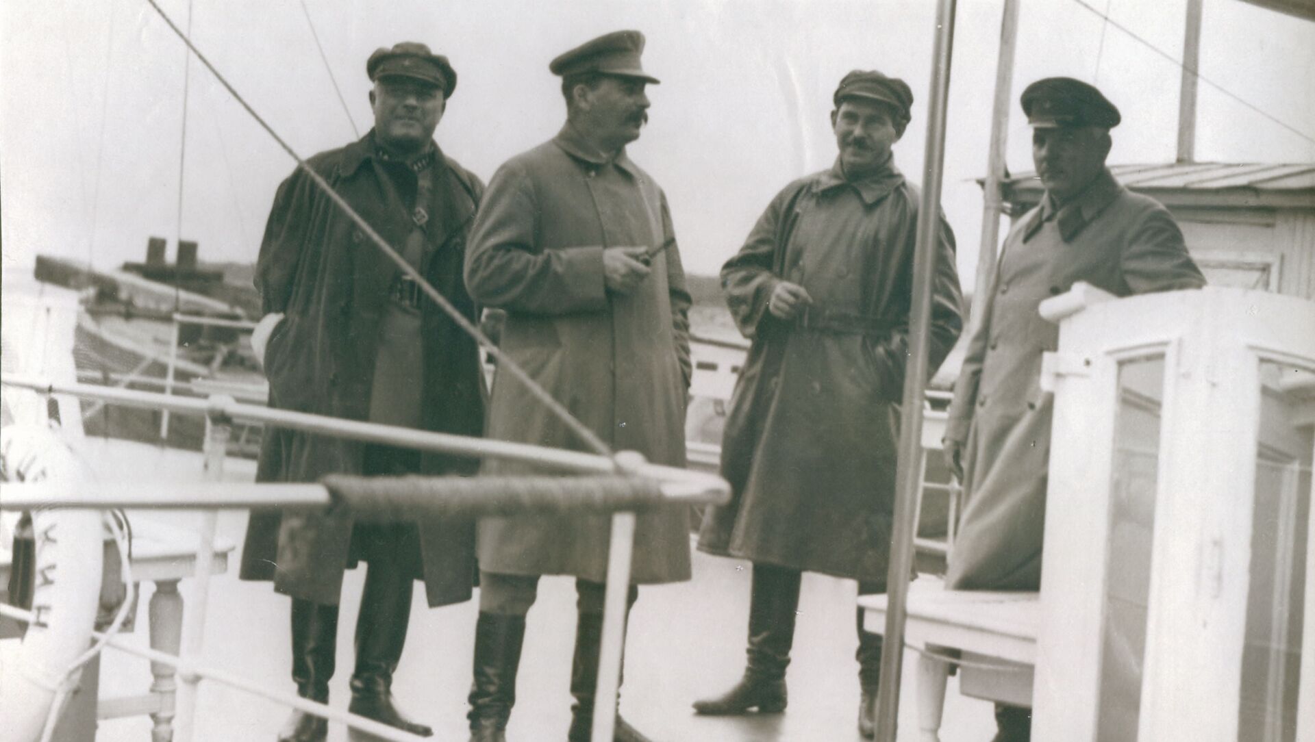 斯大林在“克拉拉·蔡特金”號上的秘密休假 - 俄羅斯衛星通訊社, 1920, 24.02.2021