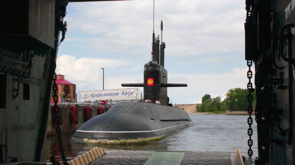 “聖彼得堡”號柴電潛艇  - 俄羅斯衛星通訊社
