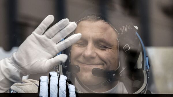 美新型飛船國際空間站之行俄方一備選宇航員離開航天大隊 - 俄羅斯衛星通訊社
