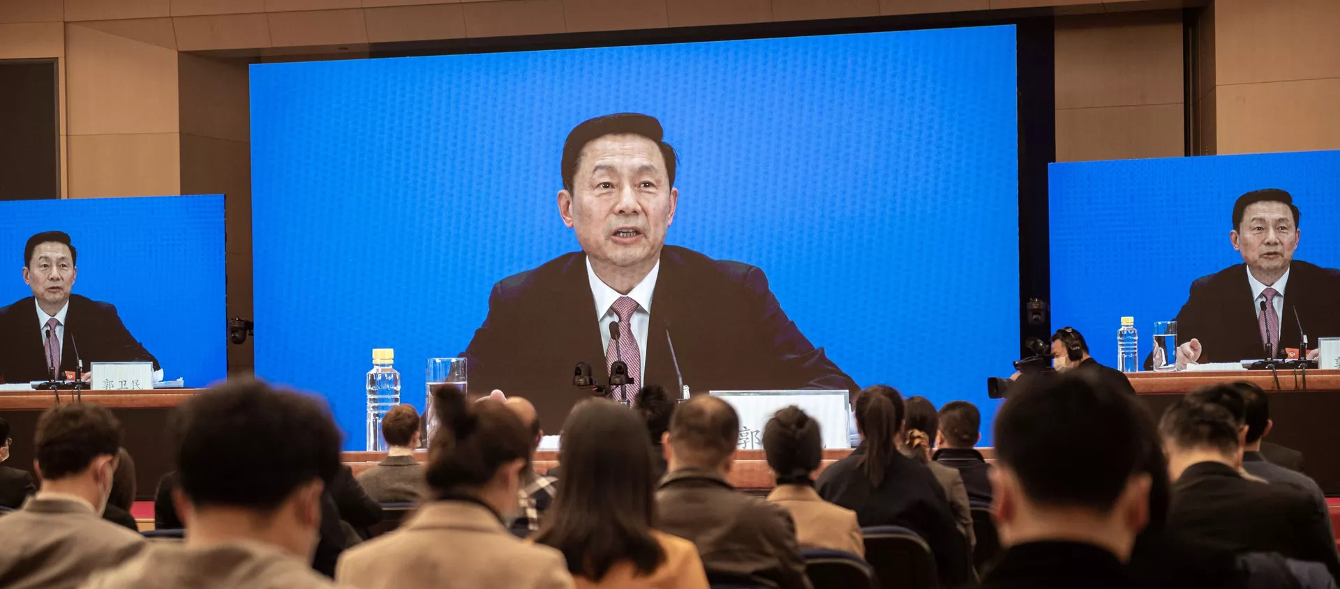 中國全國政協十三屆四次會議新聞發言人郭衛民 - 俄羅斯衛星通訊社, 1920, 03.03.2021