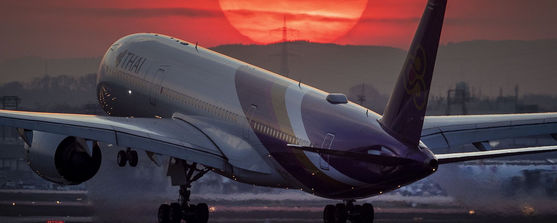 法蘭克福機場 - 俄羅斯衛星通訊社, 1920, 04.10.2025