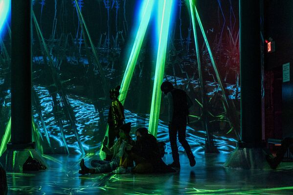 霍斯维斯的装置常常提到遥远的未来，那时人类可能就征服了银河系的广阔空间。 - 俄罗斯卫星通讯社