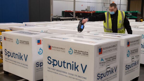 Доставка вакцины Sputnik V на склад в грузовой терминал Москва Карго - 俄羅斯衛星通訊社