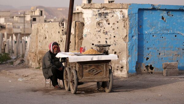Уличный продавец в Думе, пригороде Дамаска, Сирия - 俄羅斯衛星通訊社