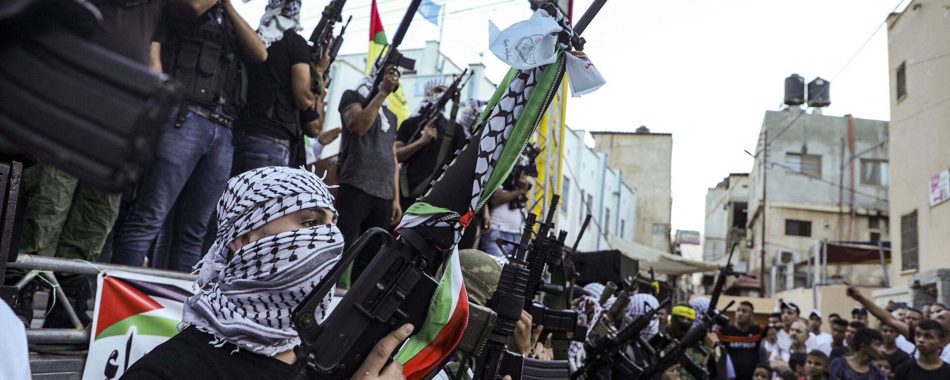Вооруженные члены движения Фатх на митинге на Западном берегу реки Иордан - 俄罗斯卫星通讯社, 1920, 15.05.2021