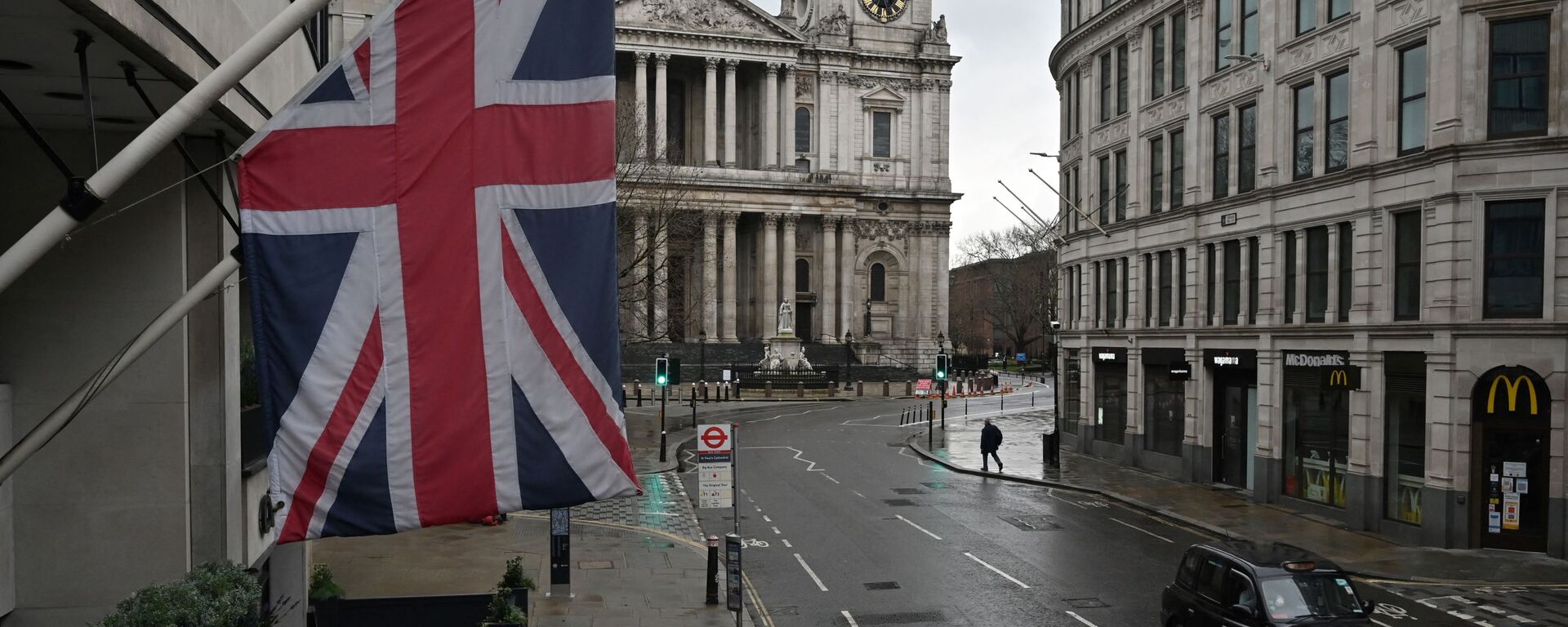 Британский флаг на улицах Лондона - [][, 1920, 01.04.2021