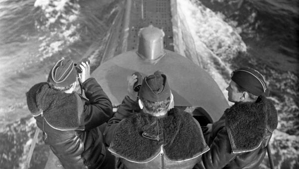 Краснознамённый Черноморский флот ВМФ СССР (ныне - Черноморский флот ВМФ России). Подводная лодка возвращается на базу после учений - 俄羅斯衛星通訊社