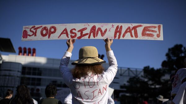 美國爆發“停止仇恨亞裔”（Stop Asian Hate）遊行和集會 - 俄羅斯衛星通訊社