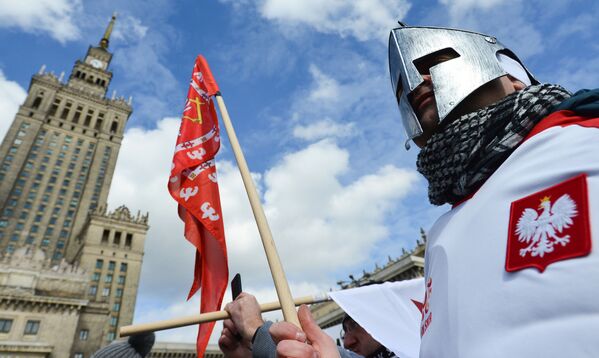 华沙，反对政府隔离措施的示威活动。 - 俄罗斯卫星通讯社