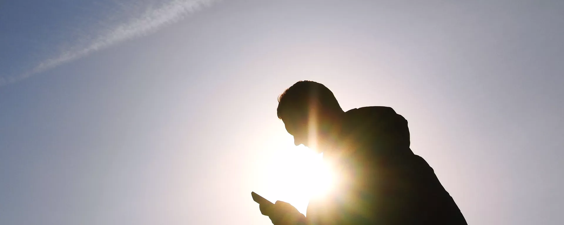 俄法院裁決：俄羅斯人不會因使用臉書和Instagram受到處罰 - 俄羅斯衛星通訊社, 1920, 28.03.2022