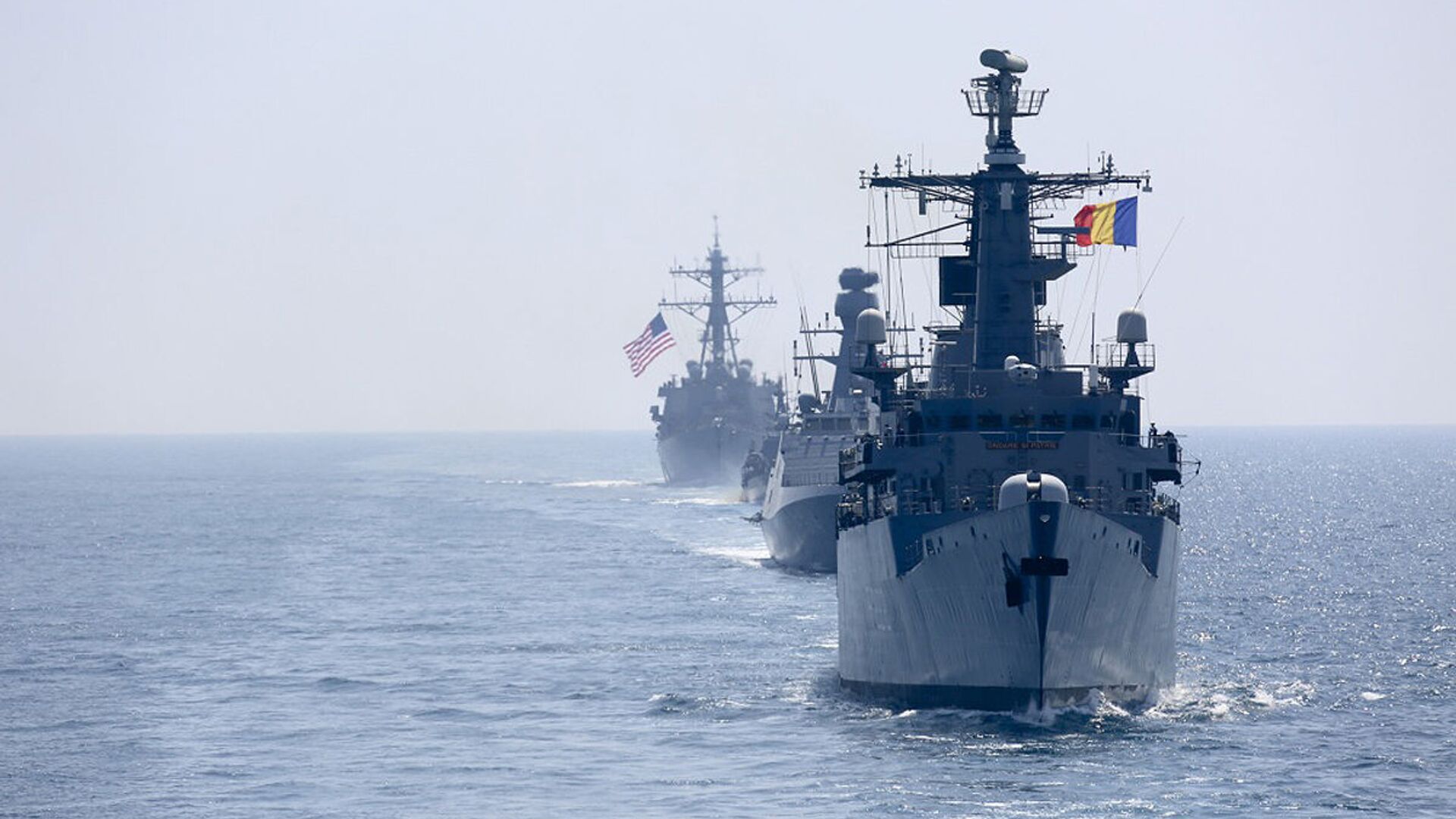 俄罗斯国防部表示，黑海舰队正在对美国海军舰艇在黑海水域的行动进行监视 - 俄罗斯卫星通讯社, 1920, 09.11.2021
